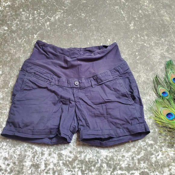 H&M Maternity Navy Shorts - Picture 1 of 7